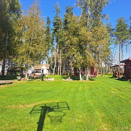 Lazdininku Poilsiaviete Hotell Darbenai Eksteriør bilde